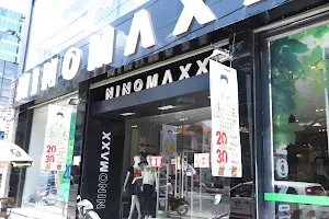 Ninomaxx Concept image