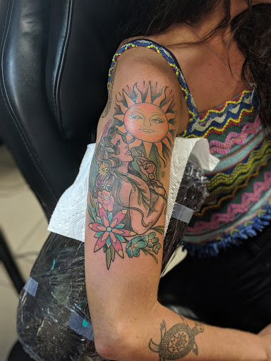 Tattoo Shop «Sacred Dagger Tattoo Studio», reviews and photos, 1131 21st St, Vero Beach, FL 32960, USA