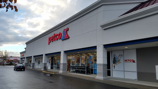 Pet Supply Store «Petco Animal Supplies», reviews and photos, 18200 NW Evergreen Pkwy, Beaverton, OR 97006, USA