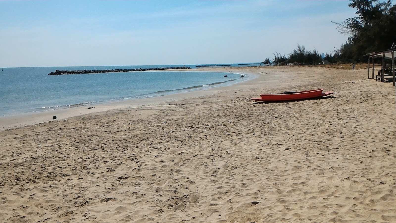 Photo de Chomchan Beach zone des équipements