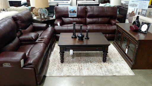 Furniture Store «Quality Furniture Discounts», reviews and photos, 7803 Southland Blvd #203, Orlando, FL 32809, USA