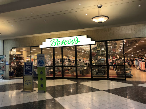 Shopping Mall «Lebanon Valley Mall», reviews and photos, 2231 Lebanon Valley Mall, Lebanon, PA 17042, USA