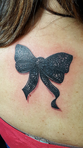 Tattoo Shop «Blue Line Tattoo», reviews and photos, 523 Main St, La Crosse, WI 54601, USA