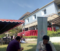 Pusat Layanan Kesehatan (PUSLAKES) UNNES photo