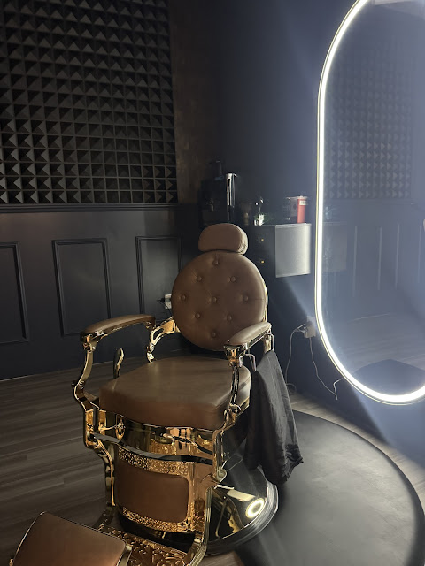 Unnecessary Errands Barber Studio