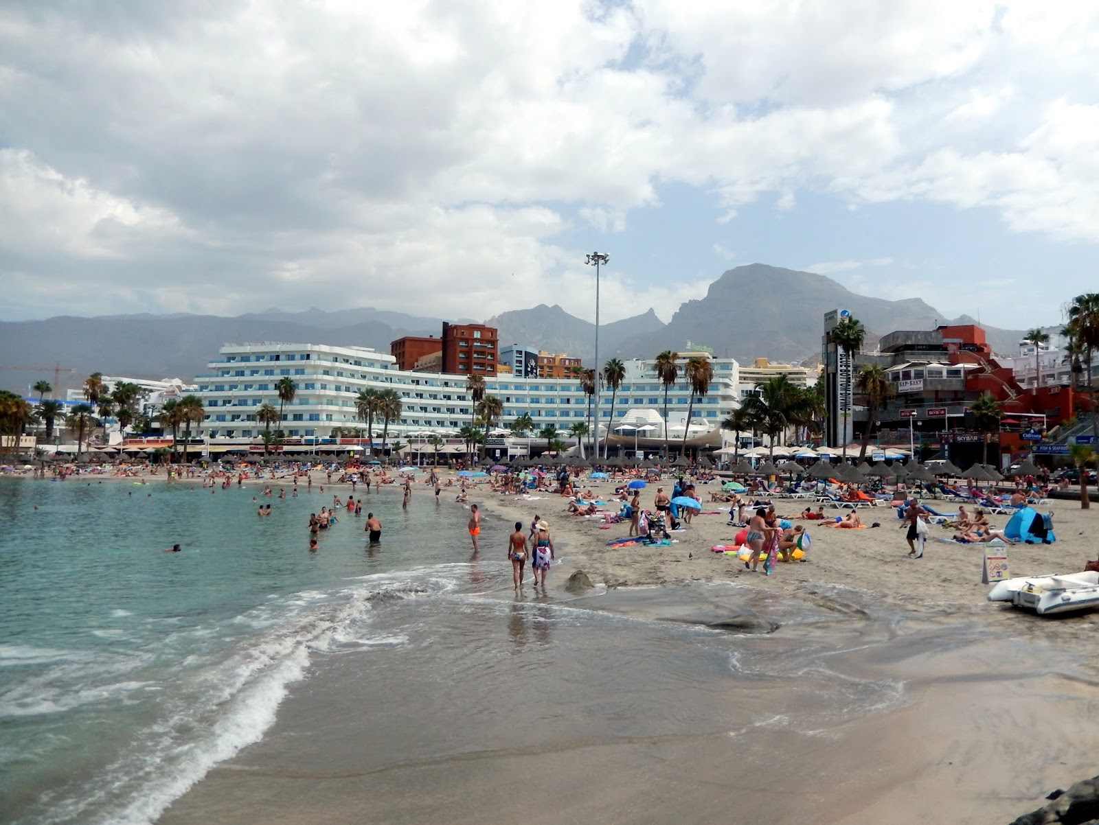 Photo of Playa de la Pinta amenities area