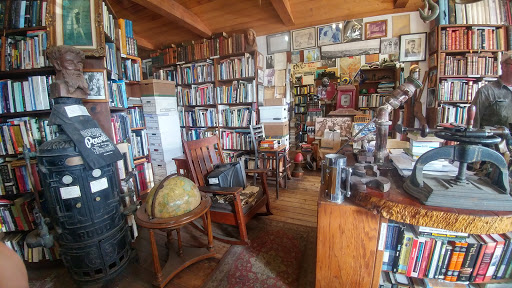 Book Store «D G Wills Books», reviews and photos, 7461 Girard Ave, La Jolla, CA 92037, USA