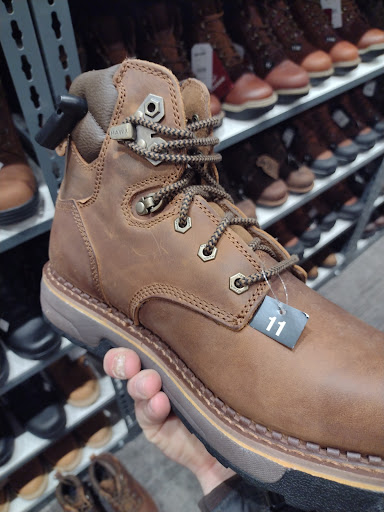 Pet Supply Store «Petco Animal Supplies», reviews and photos, 3300 Broadway St, Eureka, CA 95501, USA