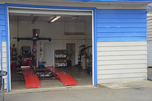 Auto Repair Shop «McCabes Automotive Specialist», reviews and photos, 3147 Bridgeport Way W, University Place, WA 98466, USA