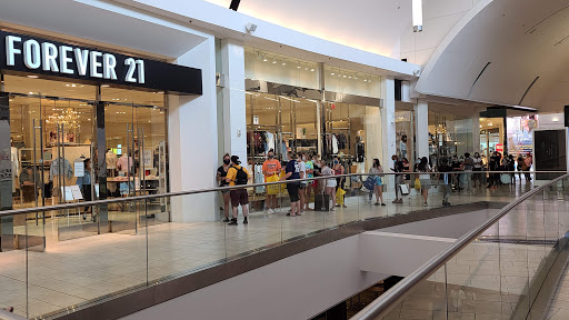 Clothing Store «Forever 21», reviews and photos, 1 Garden State Plaza Blvd, Paramus, NJ 07652, USA