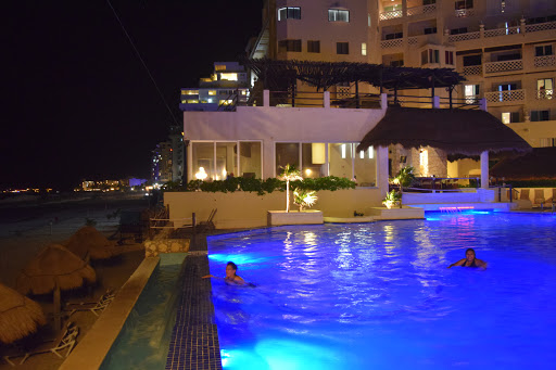 Cancun Plaza Resort