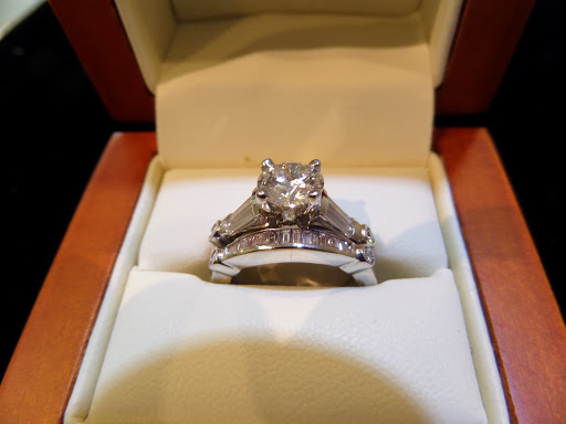 Jeweler «Mendel Jewelers», reviews and photos, 20443 Old Cutler Rd, Miami, FL 33189, USA