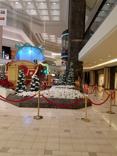 Sunvalley Shopping Center, 1 Sun Valley Mall, Concord, CA 94520, USA, 