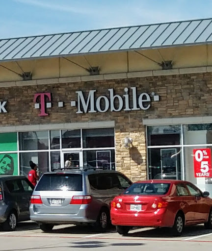 Cell Phone Store «T-Mobile», reviews and photos, 1400 S Loop 288 Suite 128, Denton, TX 76205, USA