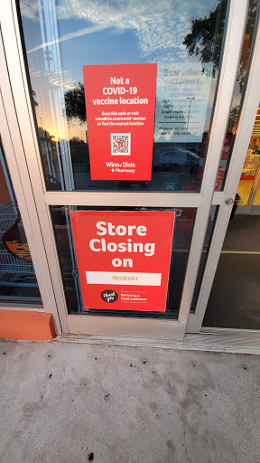 Grocery Store «Winn-Dixie», reviews and photos, 2519 McMullen Booth Rd #106, Clearwater, FL 33761, USA