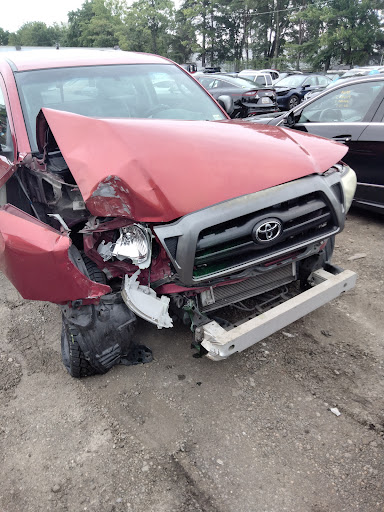 Auto Body Shop «Koons Ford Collision Center», reviews and photos, 430 Roosevelt Blvd, Falls Church, VA 22044, USA