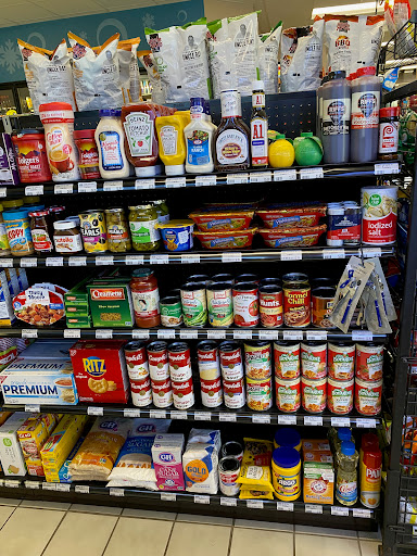 Convenience Store «Weiler Convenience Stores», reviews and photos, 2401 E 4th St, Marshfield, WI 54449, USA