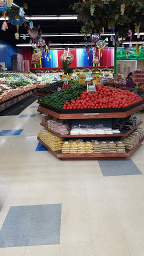 Produce Market «El Ranchito», reviews and photos, 561 E Cass St, Joliet, IL 60432, USA