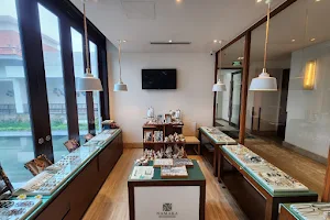 Namaka Jewelry | Pullman Store image