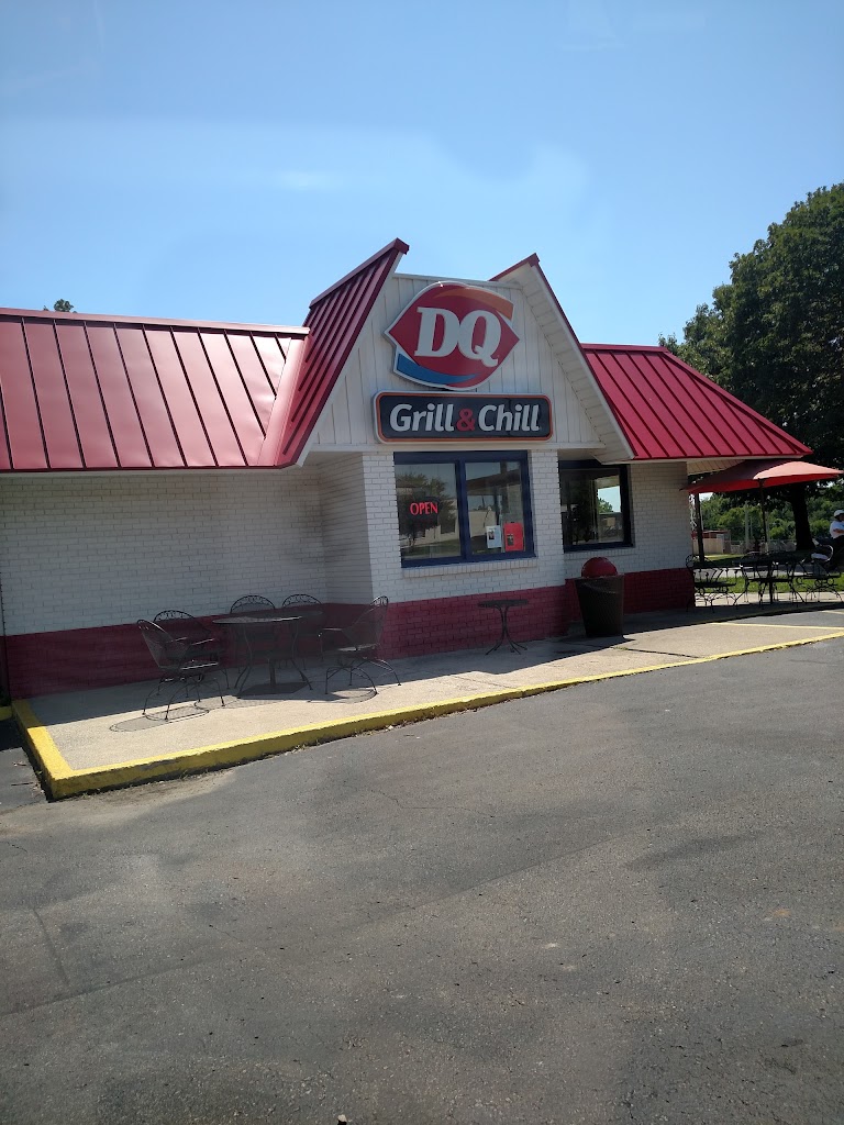 Dairy Queen Grill & Chill 66071