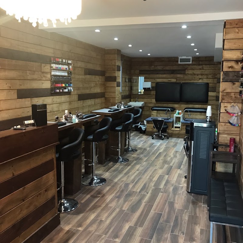 POLISH ME NAIL & BEAUTY BAR