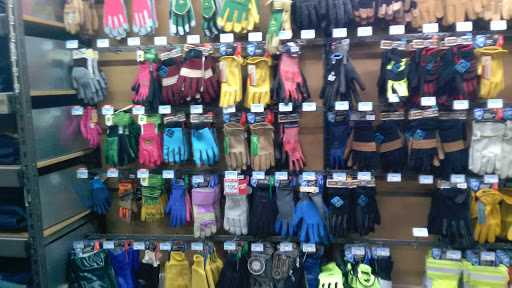 Home Improvement Store «Tractor Supply Co.», reviews and photos, 7150 Allentown Blvd, Harrisburg, PA 17112, USA