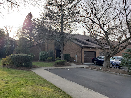 Roofing Contractor «Magic Roofing & Siding», reviews and photos, 13 Hickory Hill Dr, Ewing Township, NJ 08618, USA