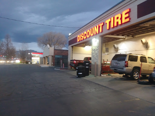 Tire Shop «Discount Tire Store - Taylorsville, UT», reviews and photos, 3665 W 5400 S, Taylorsville, UT 84129, USA