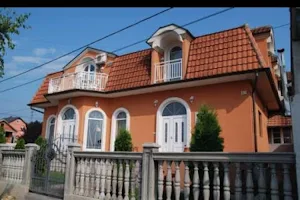 Villa Kaća image