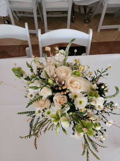 Florist «Louis Gardens Florist», reviews and photos, 1251 S Beach Blvd q, La Habra, CA 90631, USA