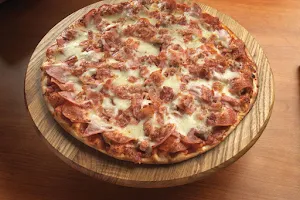 Chanticlear Pizza image