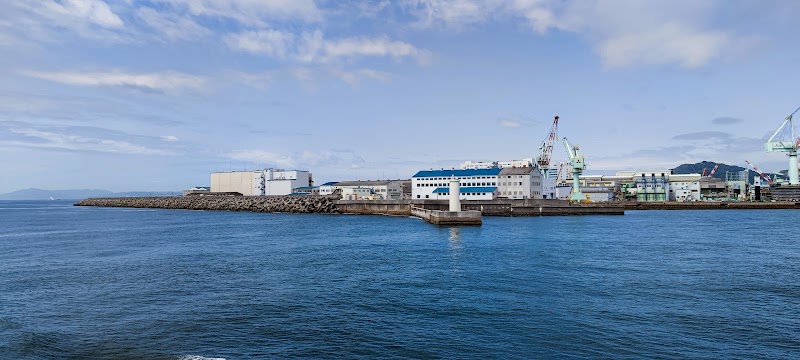 神戸和田岬防波堤灯台