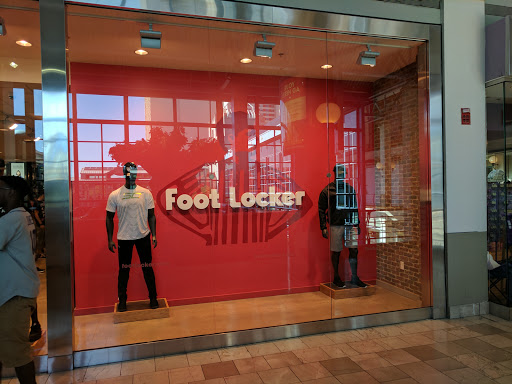 Shopping Mall «Shops at Rivercenter», reviews and photos, 849 E Commerce St, San Antonio, TX 78205, USA