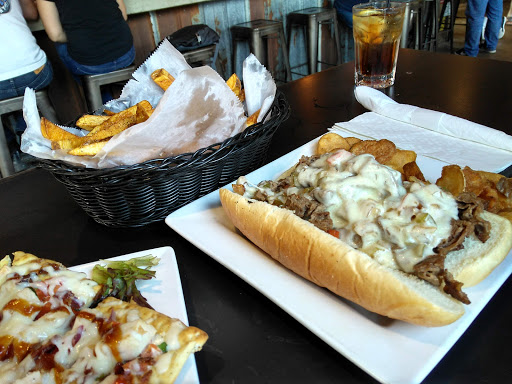 Restaurant «Balloons Restaurant & Night Club», reviews and photos, 20 Monroe St, Ellicottville, NY 14731, USA