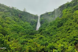 Kerle Waterfalls, Kerle image