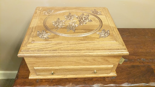 Furniture Store «Clear Creek Amish Furniture», reviews and photos, 1558 OH-73, Waynesville, OH 45068, USA