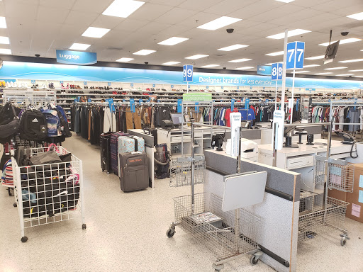 Clothing Store «Ross Dress for Less», reviews and photos, 926 Airport Center Rd, Allentown, PA 18109, USA