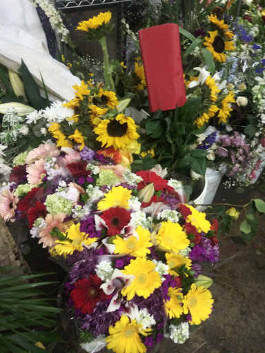 Florist «Commerce Flowers», reviews and photos, 2340 S Atlantic Blvd, Commerce, CA 90040, USA