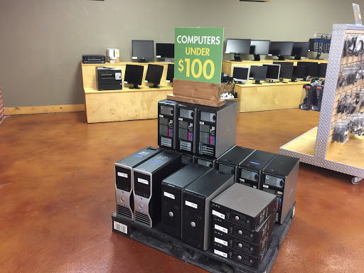 Computer Store «Discount Electronics - North San Antonio», reviews and photos, 2206 NW Loop 410, San Antonio, TX 78230, USA