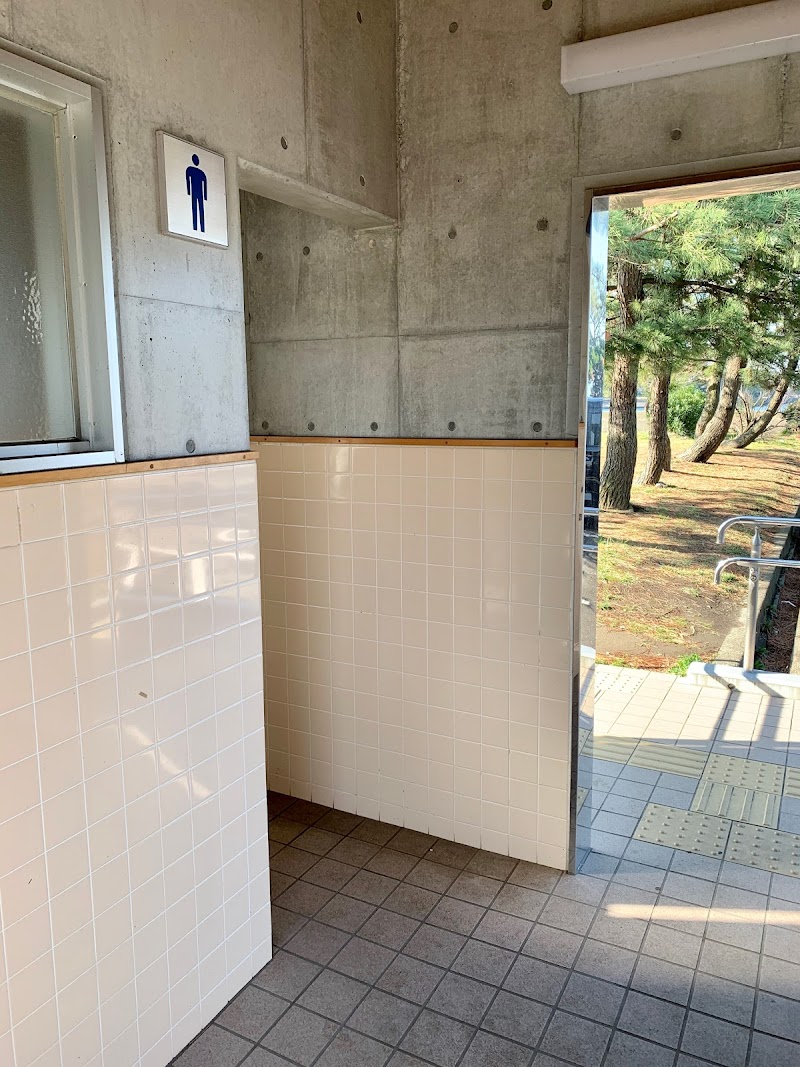 鳥居崎海浜公園 トイレ