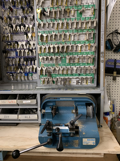 Hardware Store «Gahanna Hardware Inc», reviews and photos, 73 N High St, Gahanna, OH 43230, USA