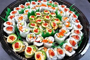 Fancy sushi & thai image