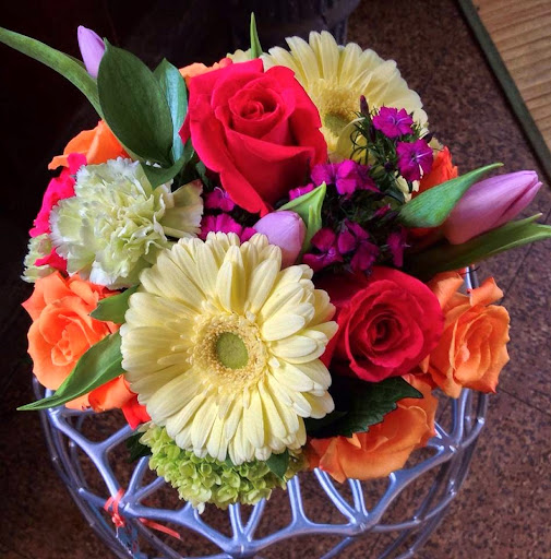 Florist «Guilford White House Florist», reviews and photos, 966 Boston Post Rd, Guilford, CT 06437, USA