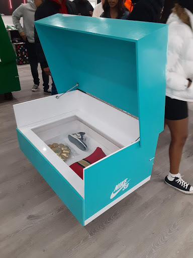 Tobacco Shop «Black Diamond Boutique», reviews and photos, 1924 16th St, Sacramento, CA 95811, USA