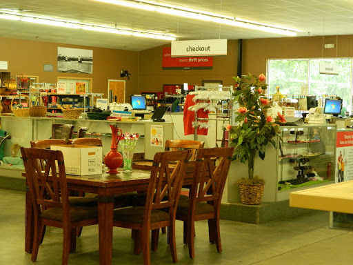 Thrift Store «Waterfront Rescue Mission Thrift Store», reviews and photos, 4467 Avalon Blvd, Milton, FL 32583, USA