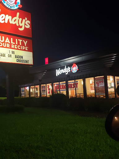 Shopping Mall «Beards Hill Plaza Shopping Center», reviews and photos, 949 Beards Hill Rd, Aberdeen, MD 21001, USA