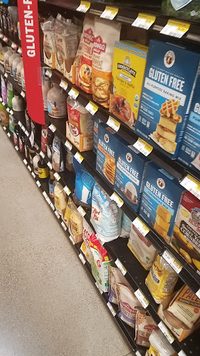 Grocery Store «Earth Fare North Canton», reviews and photos, 3939 Everhard Rd NW, North Canton, OH 44709, USA