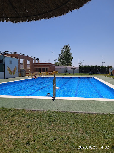 Piscina municipal en Navas de San Juan, Jaén