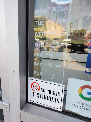 Pet Groomer «Pupazzo Dog Grooming Xprss & Pet Supplies», reviews and photos, 2080 E Pacific Coast Hwy, Long Beach, CA 90804, USA