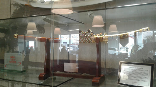 Toyota Dealer «Manhattan Beach Toyota», reviews and photos, 1500 N Sepulveda Blvd, Manhattan Beach, CA 90266, USA